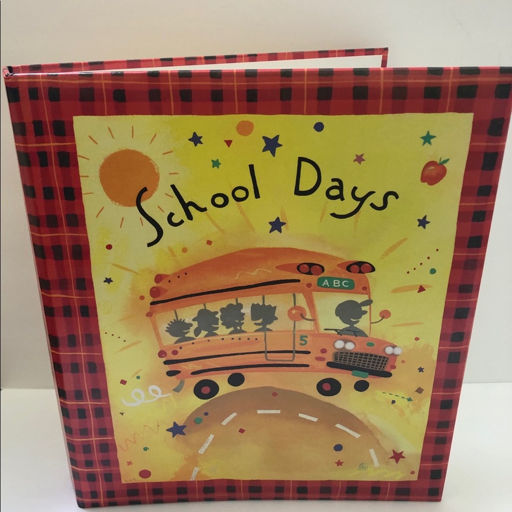 Hallmark 3 ring binder photo album - children
